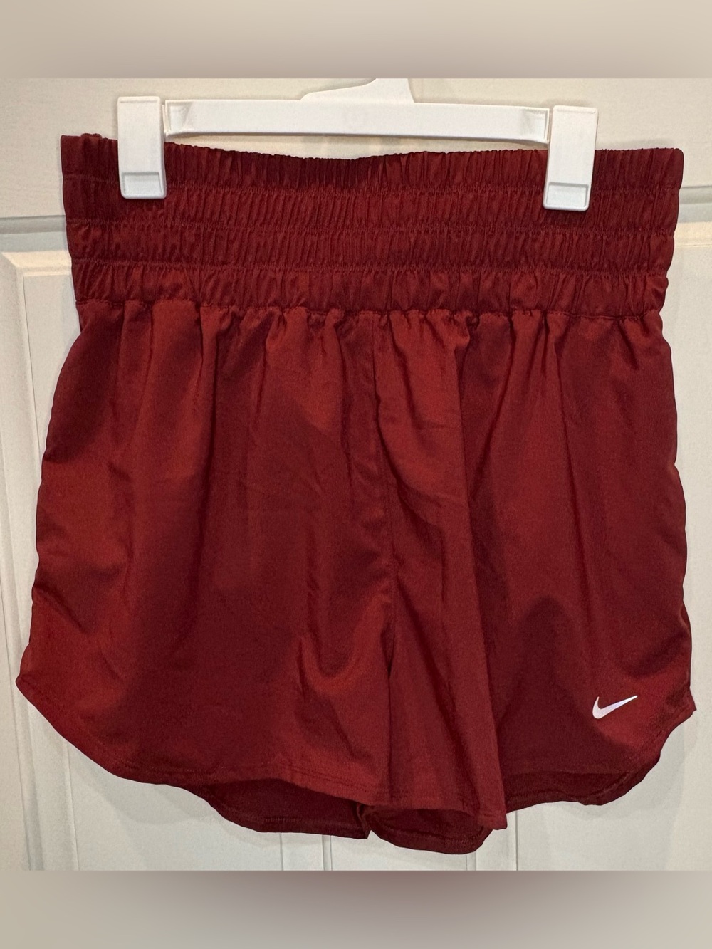 Nike Dri-FIT Women’s Loose Fit Athletic Shorts Deep Red Drawstring Sz L